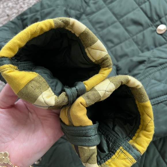 Burberry Dark Green Quilted Jacket with Yellow Collar - Picture 5 of 8